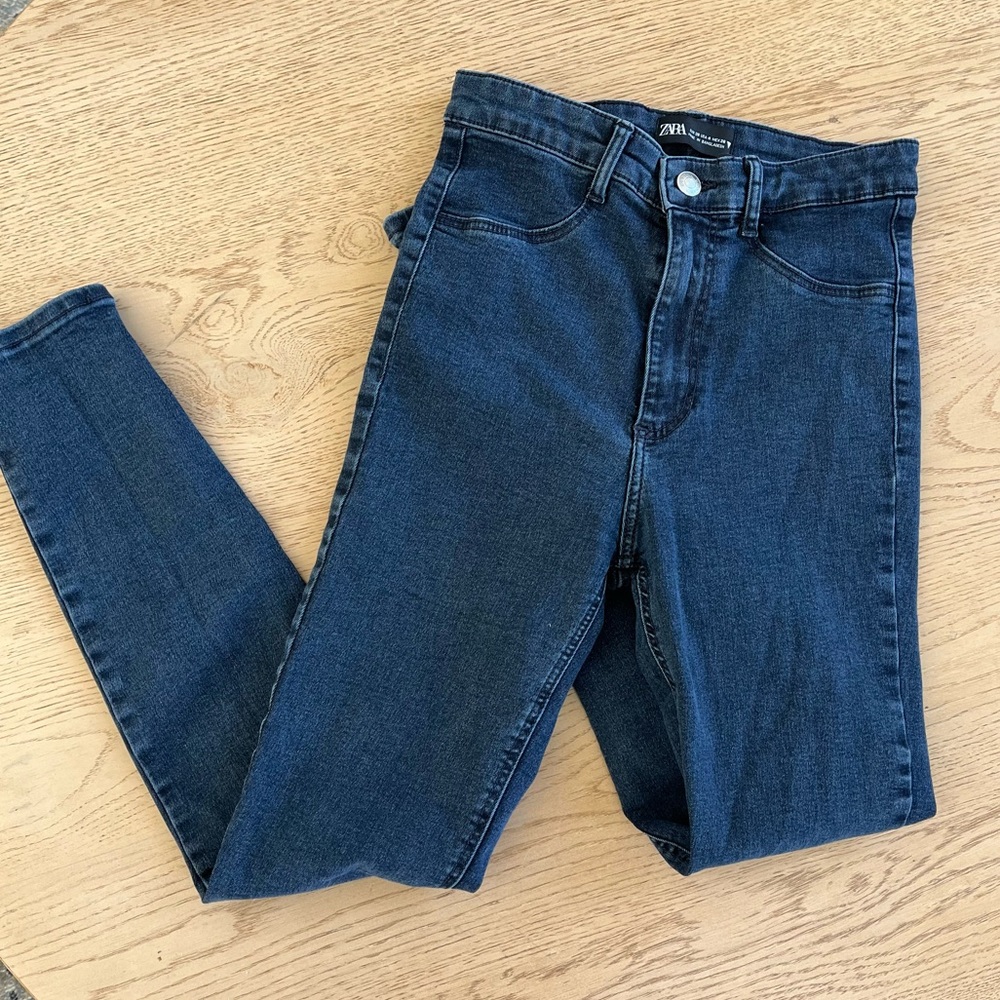 Zara skinny jeans size 4